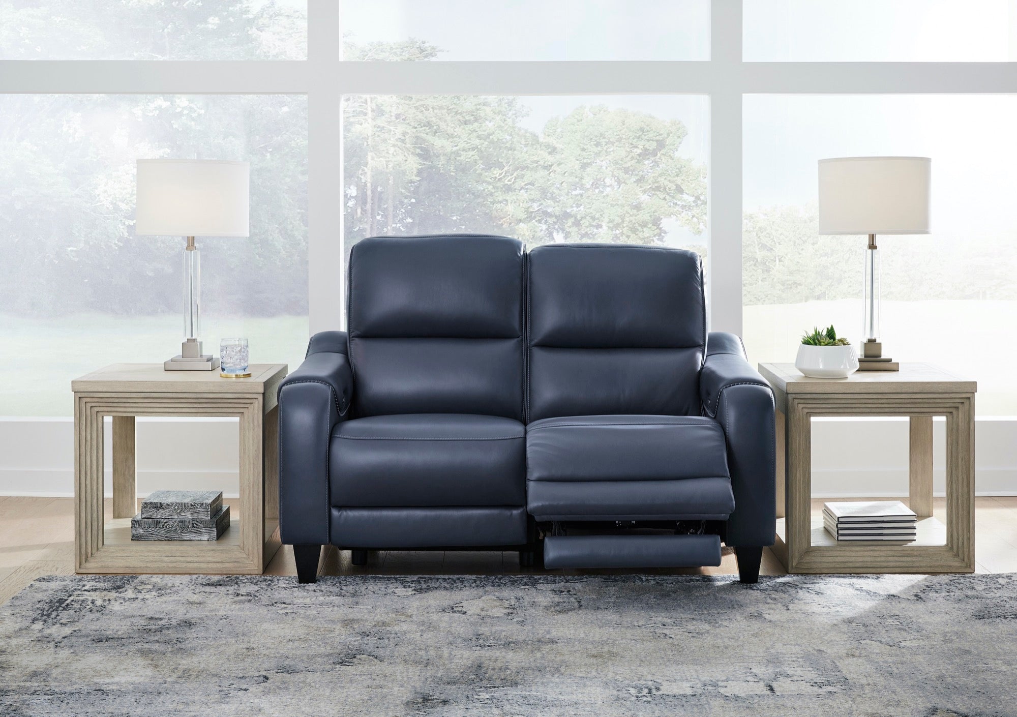 Makayla Power Reclining Loveseat